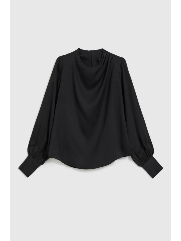 Moodo Elegantní košile černá s nabíranými rukávy Moodo