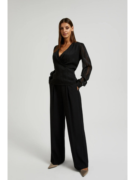 Moodo Elegantní košile černá s výstřihem do V Moodo