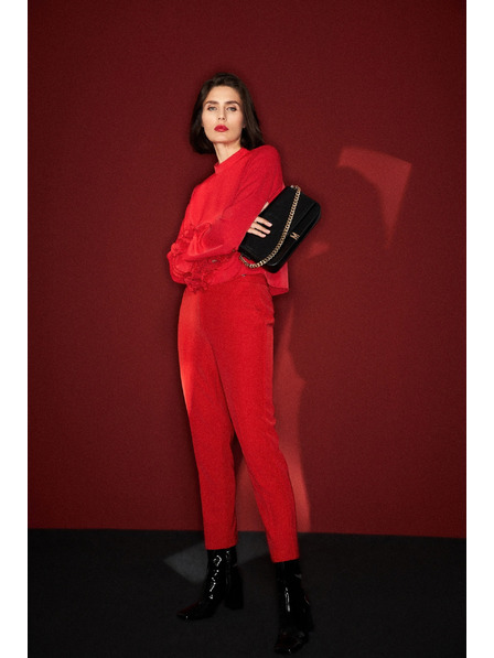 Moodo Červené rovné kalhoty s řasením Moodo