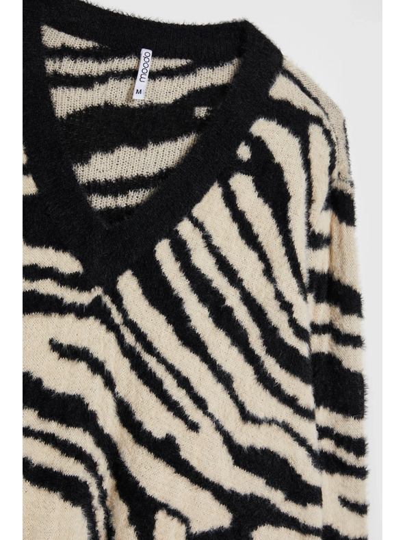 Moodo Vzorovaný svetr černý Moodo