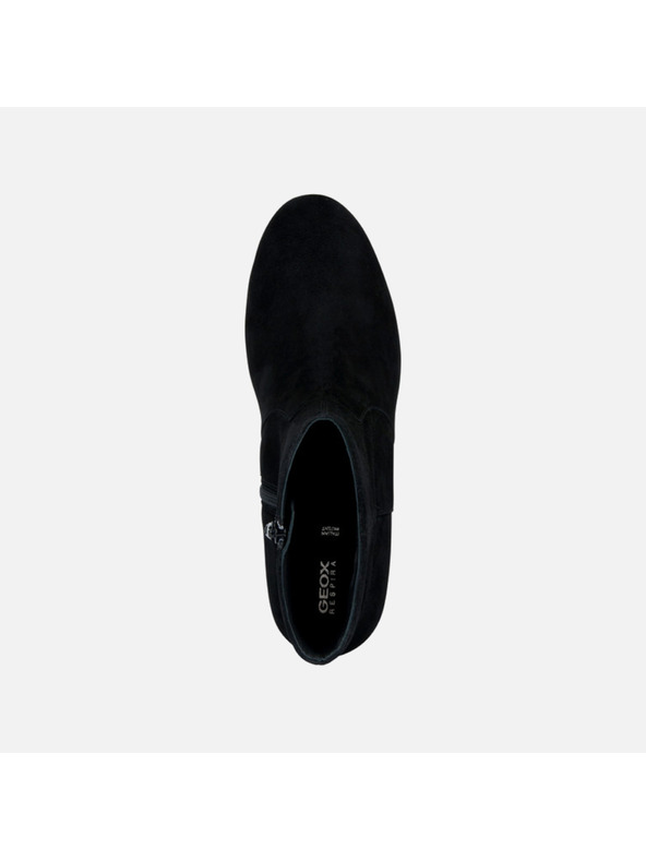 Geox Černá dámská kotníková obuv Geox Eleana