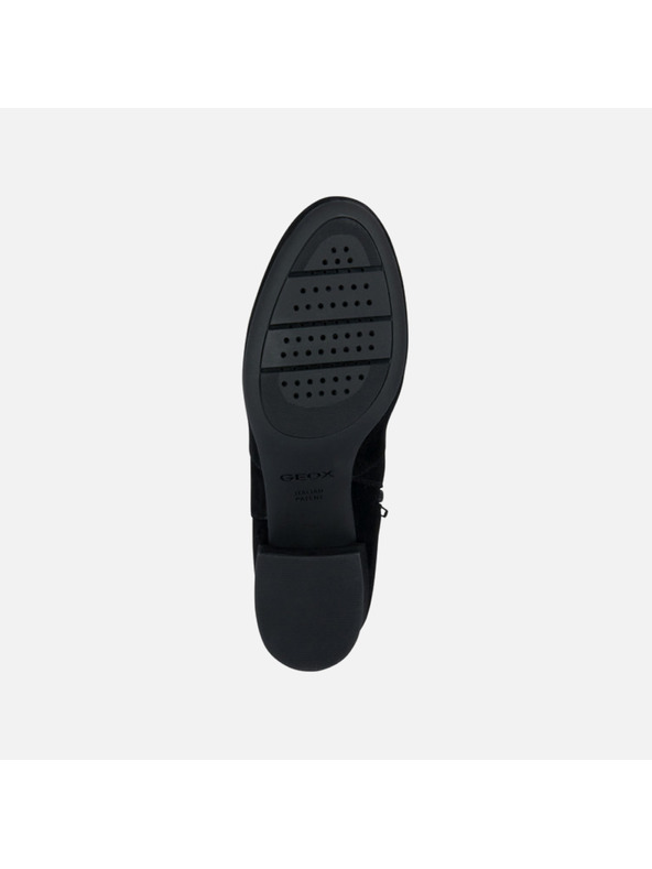 Geox Černá dámská kotníková obuv Geox Eleana