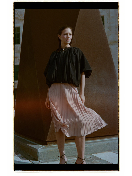 Moodo Plisovaná sukně béžová Moodo