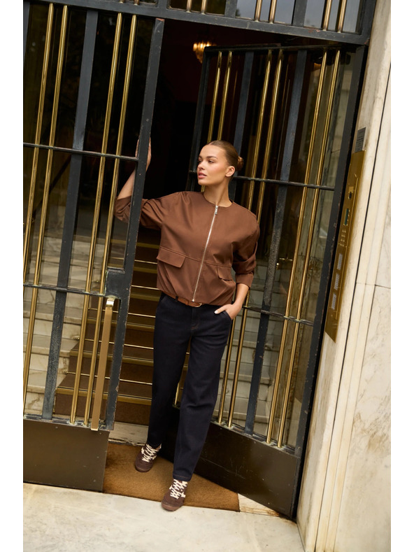 Moodo Krátká bunda hnědá Moodo