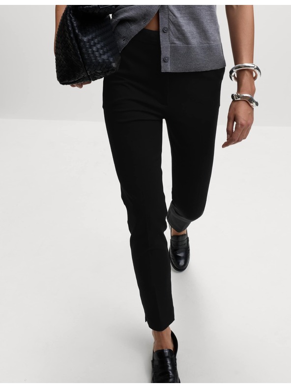 Marks & Spencer Kalhoty úzkého střihu ke kotníkům Marks & Spencer černá