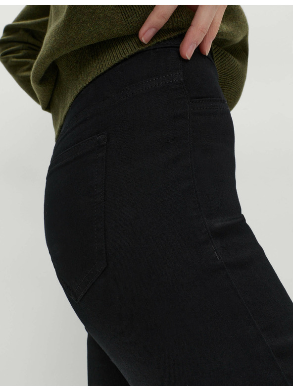 Marks & Spencer Džegíny s vysokým pasem Marks & Spencer černá