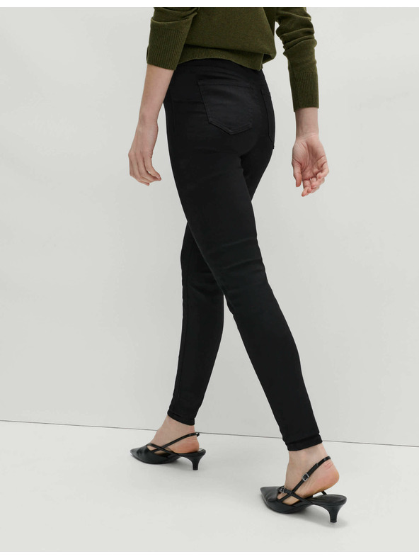 Marks & Spencer Džegíny s vysokým pasem Marks & Spencer černá