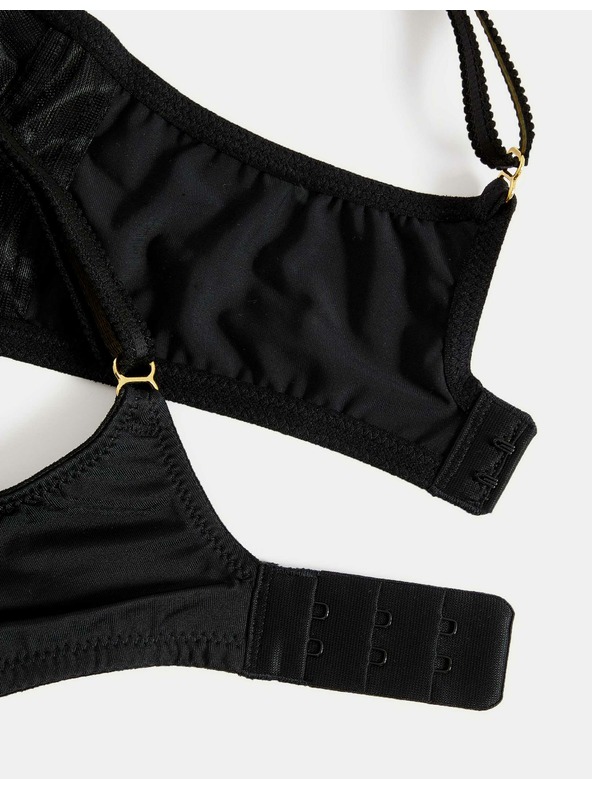 Marks & Spencer Podprsenka Amelia s krajkou, plný košíček, bez kostic (A–E) Marks & Spencer černá