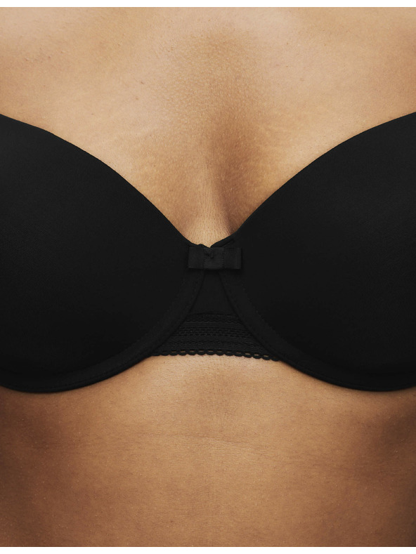 Marks & Spencer Podprsenka s kosticemi a plnými košíčky, vel. A-E Marks & Spencer černá