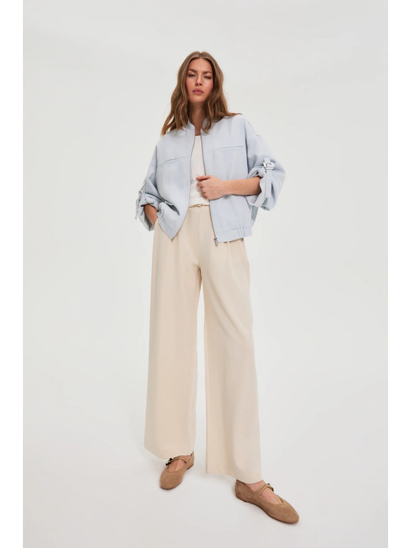 Moodo Bunda se stočenými rukávy světle modrá Moodo