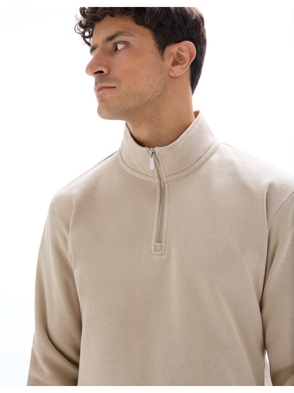 Celio Mikina Metreuk se stojáčkem