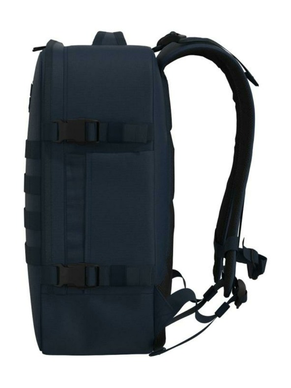 CabinZero Tmavě modrý batoh CabinZero Military (28L)