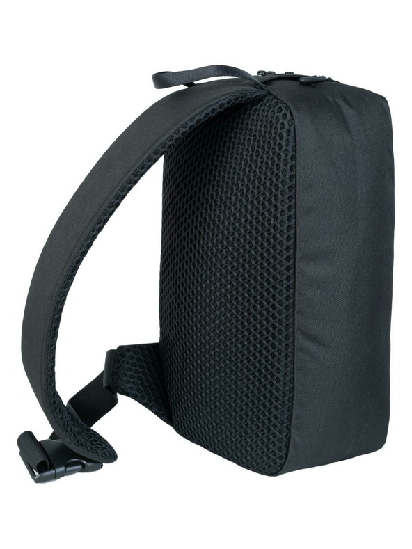 CabinZero Černý batoh přes jedno rameno CabinZero Classic (11L)