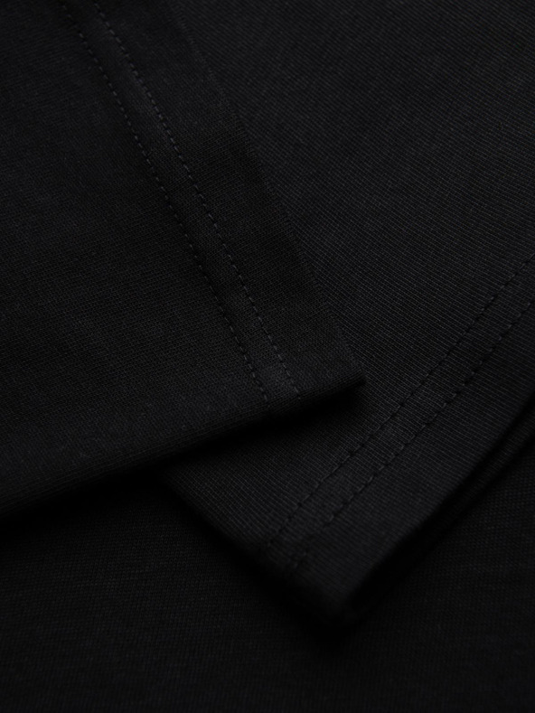 Ombre Clothing Pánské bavlněné tričko s aplikací šperků na hrudi - černé V1 OM-TSCT-0290 Ombre Clothing