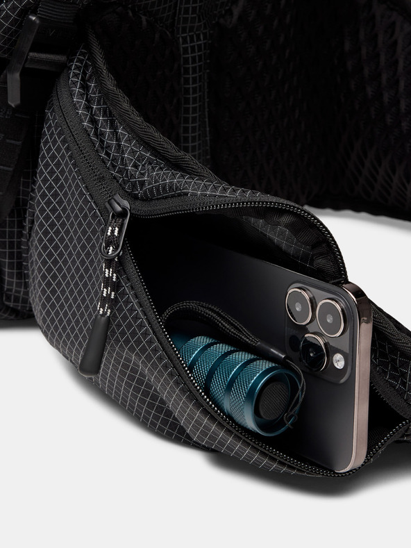 Under Armour Unisexový batoh Under Armour UA Explor Backpack-BLK