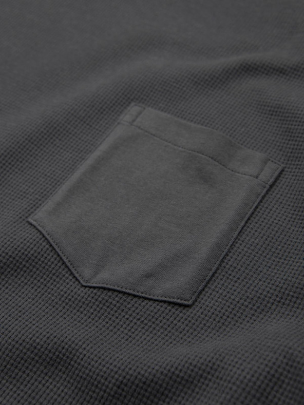 Ombre Clothing Tmavě šedé pánské basic tričko s kapsičkou Ombre Clothing