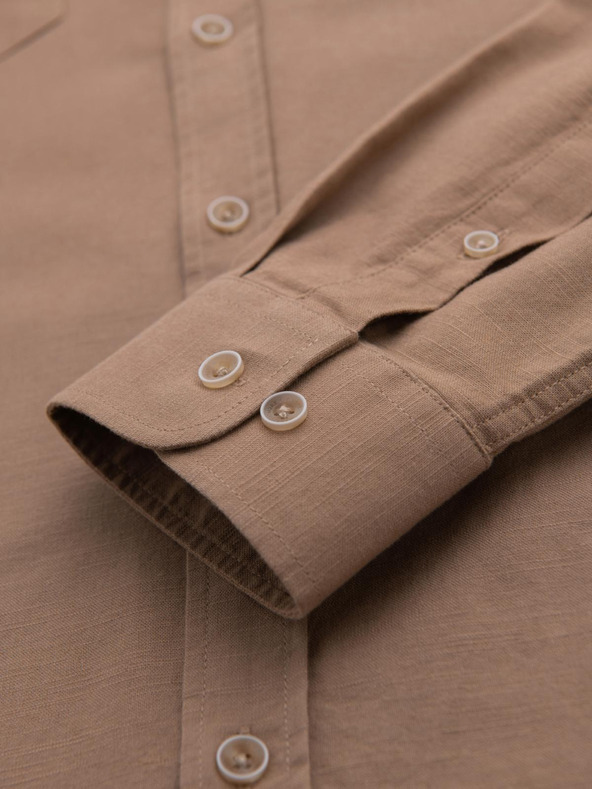 Ombre Clothing Pánská lněná košile s klasickým límcem a kapsami REGULAR FIT - světle hnědá