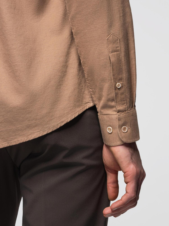 Ombre Clothing Pánská lněná košile s klasickým límcem a kapsami REGULAR FIT - světle hnědá