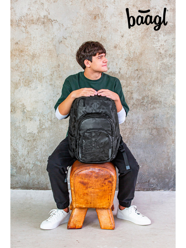 BAAGL  BAAGL Školní batoh Coolmate Onyx