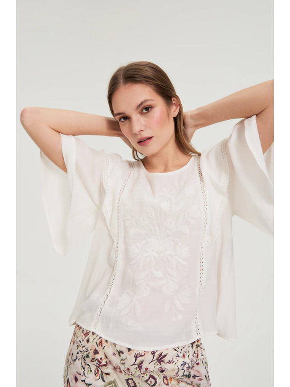 Moodo Košile s volány bílá Moodo