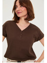 Moodo Bavlněné tričko s výstřihem do v hnědé Moodo