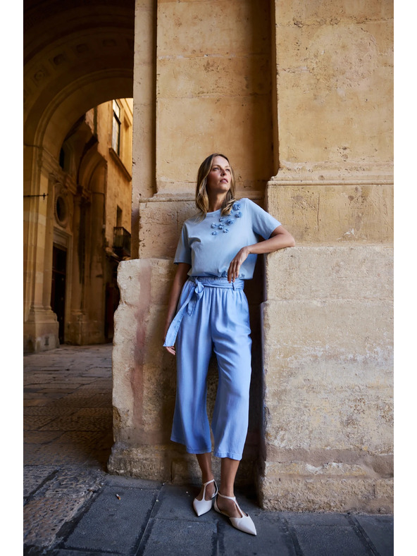 Moodo Bavlněná halenka s aplikací světle modrá Moodo