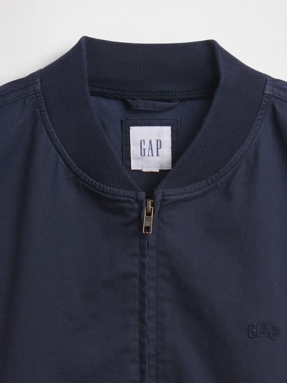 GAP Bomber s logem GAP