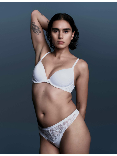 Marks & Spencer Hladká dekoltová podprsenka Body Soft™ s kosticemi, vel. A–E Marks & Spencer bílá