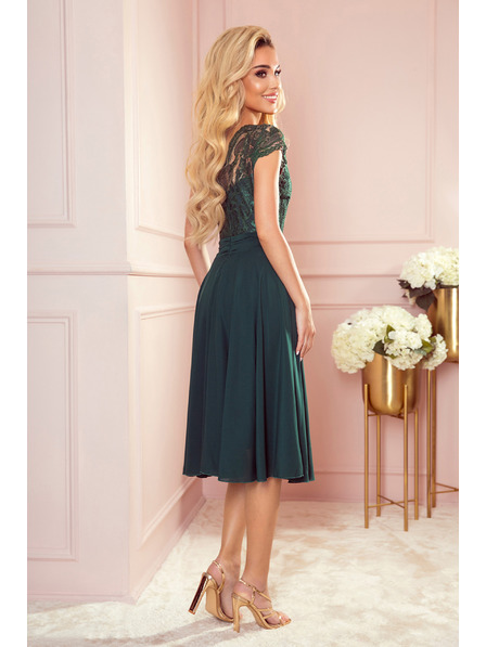 numoco Šifonové šaty s krajkovým výstřihem - zelené Numoco LINDA