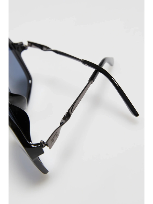 Moodo Sluneční brýle černé Moodo