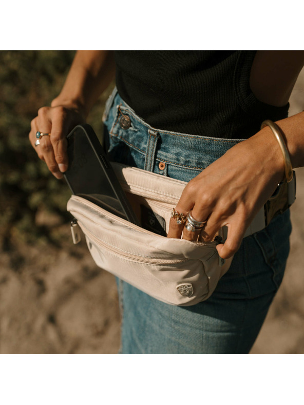 Heys Modrá ledvinka Heys Basic Belt Bag