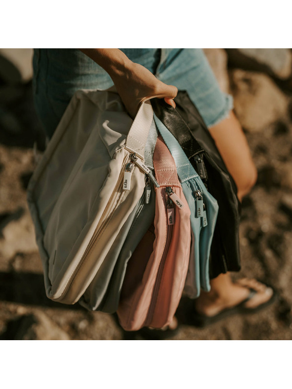 Heys Béžová kosmetická taška Heys Basic Toiletry Bag Tan