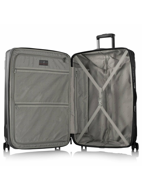 Heys Černý cestovní kufr Heys Xtrak L