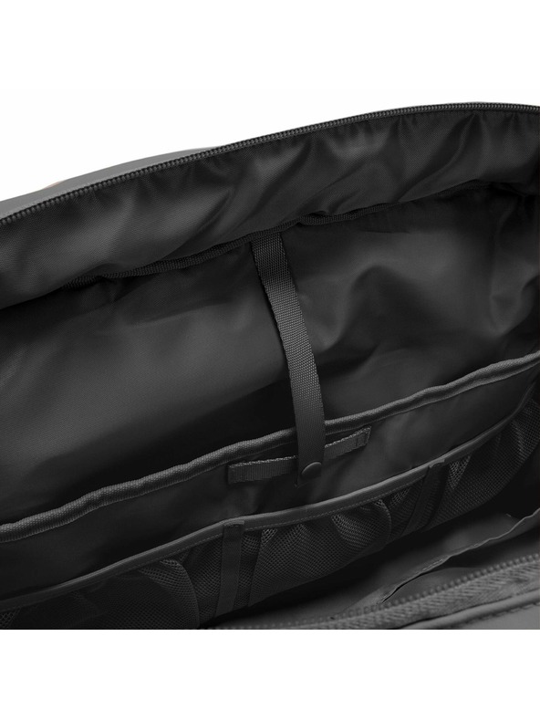 Heys Kabelka Heys Puffer Personal Bag Black
