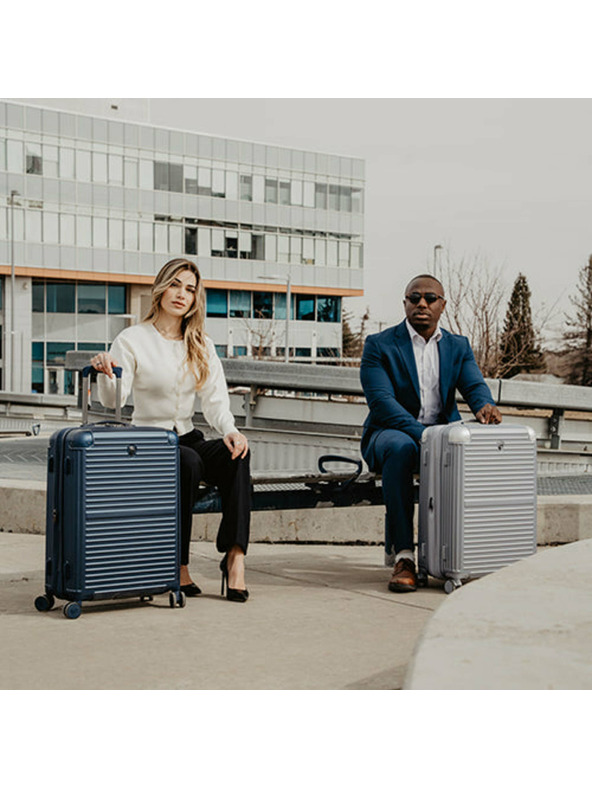 Heys Cestovní kufr Heys Cruze L Navy