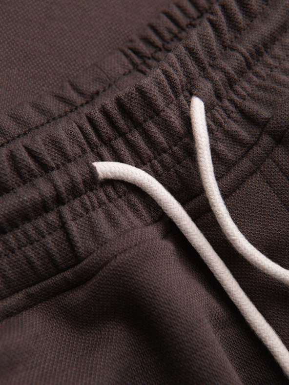 Ombre Clothing Pánské strukturální šortky REGULAR FIT - hnědé V5 OM-SRSK-0124 Ombre Clothing