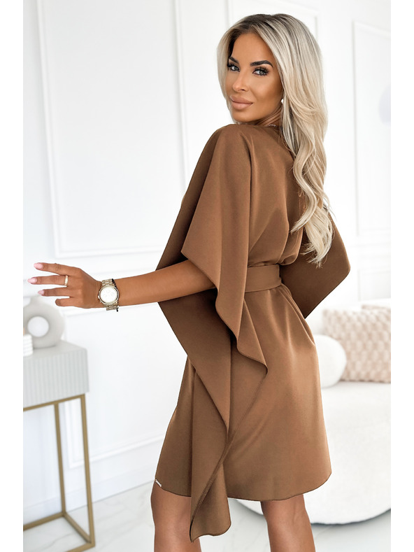 numoco SOFIA Motýlí šaty s vázáním v pase - cappuccino