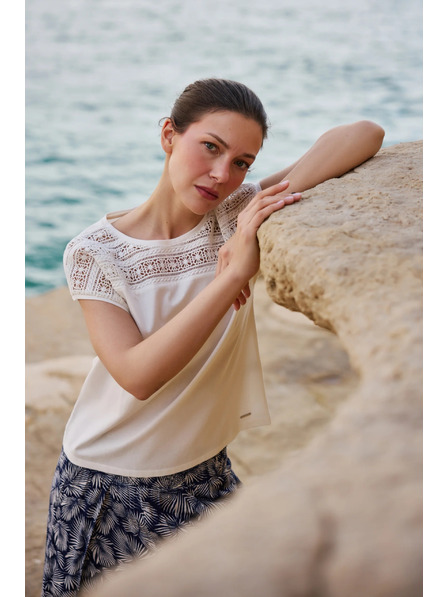 Moodo Halenka z bavlny s krajkou bílá Moodo