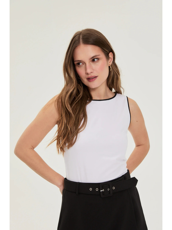 Moodo Top bílý Moodo