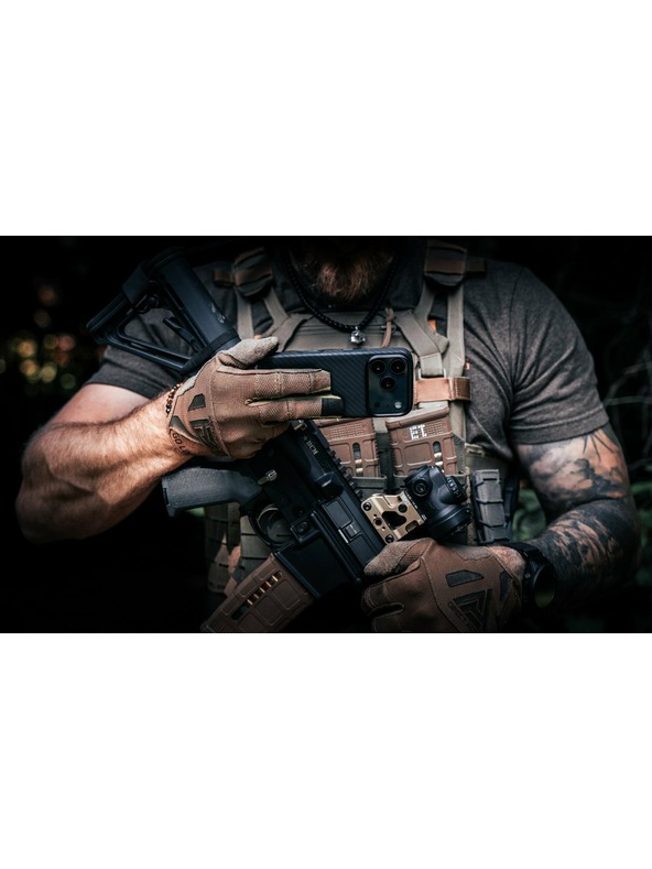 Tactical Tactical MagForce Aramid Kryt pro Apple iPhone 17 Black