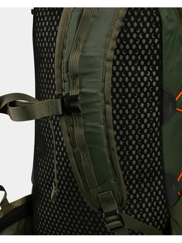 Kilpi Turistický a městský batoh Kilpi PACIFIC 20-U Khaki