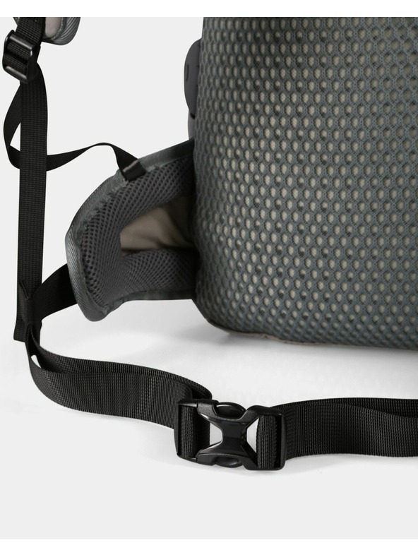 Kilpi Turistický a městský batoh Kilpi PACIFIC 20-U Světle šedá