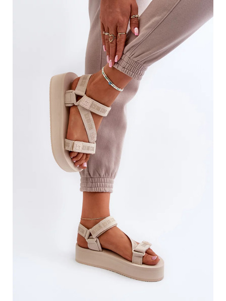 BIG STAR SHOES Dámské sandály na platformě Big Star - béžové