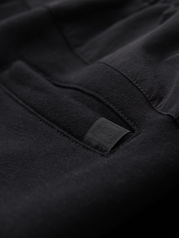 Ombre Clothing Pánské tepláky JOGGER s kontrastními vsadkami a kapsami na stehnech - černé V1 OM-PASK-0222 Ombre Clothing