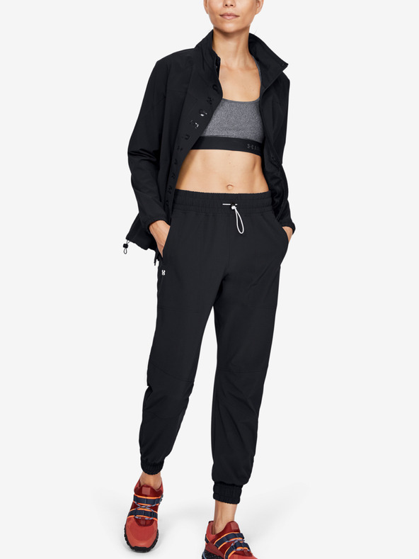 Under Armour Dámská bunda Under Armour Recover Woven Jacket