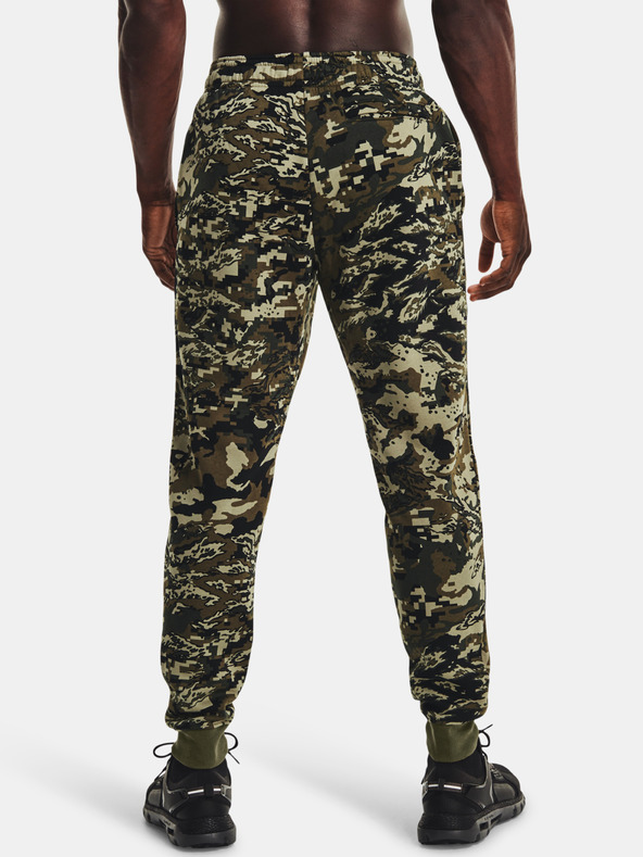 Under Armour Pánské tepláky Under Armour RIVAL FLC CAMO SCRIPT JGR