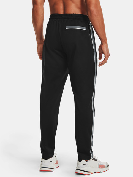 Under Armour Pánské tepláky Under Armour  Recover Knit Track Pant
