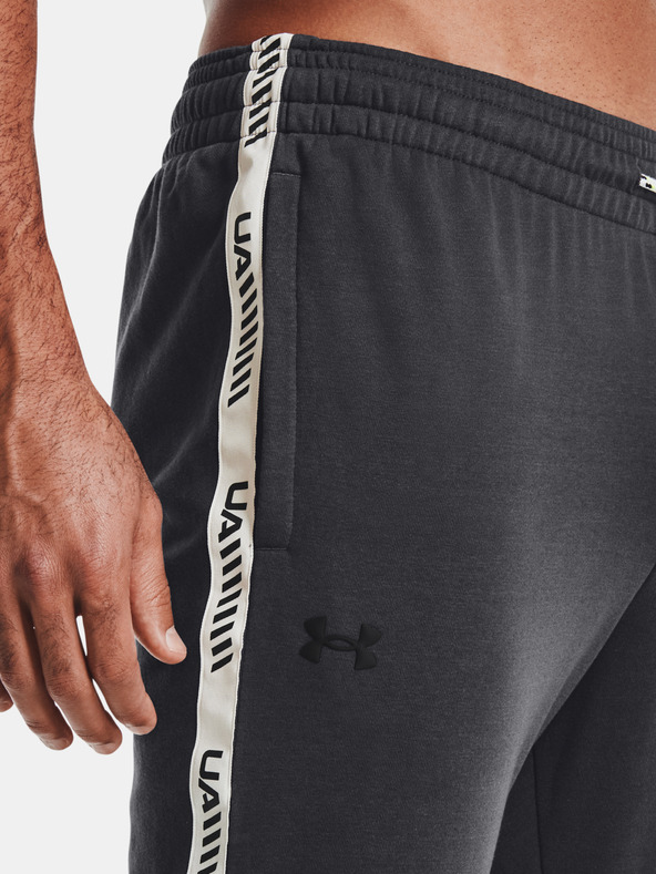 Under Armour Pánské tepláky Under Armour RIVAL TERRY LCKRTG JOGGER