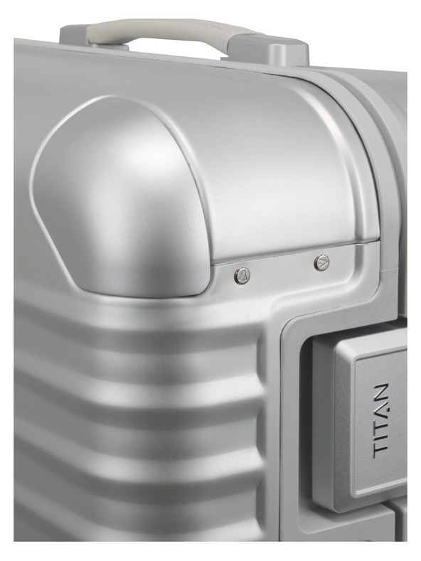 Titan Cestovní kufr Titan Eternity L Silver