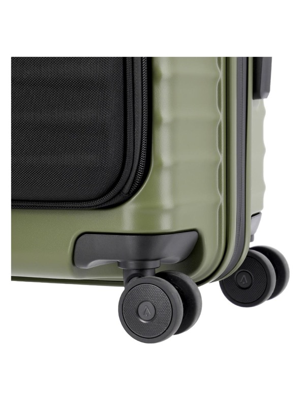 Titan Cestovní kufr Titan Upgrade S23 Front pocket Forest green